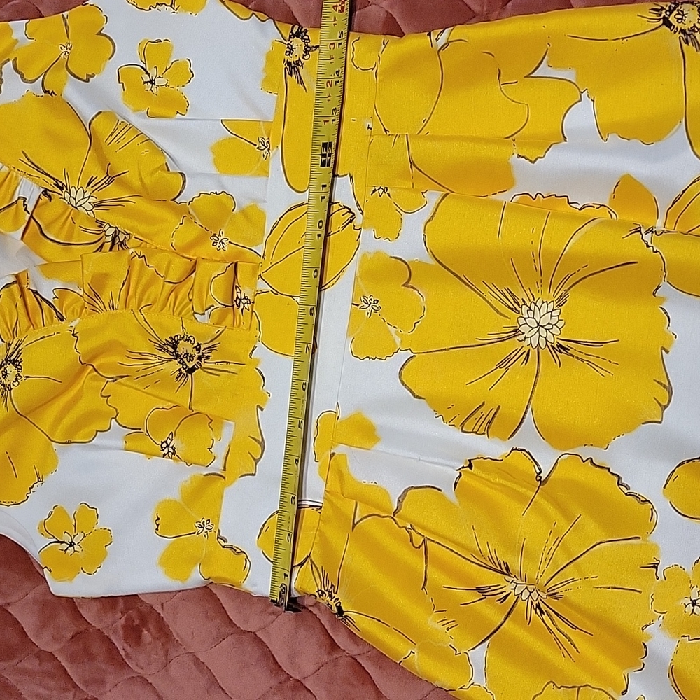 Jessica Howard Yellow and White Floral Ruffle Sheath Dress - Picture 15 of 16